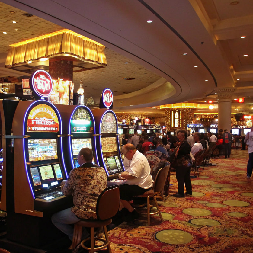 85f-Game-Slots